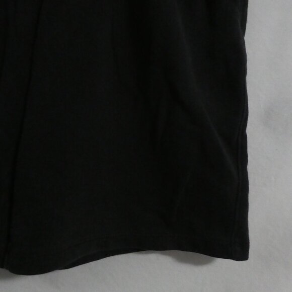 UNDER ARMOUR - Fitted | medium | Black Sweat Shorts | Waistband & Drawstring - Picture 8 of 14